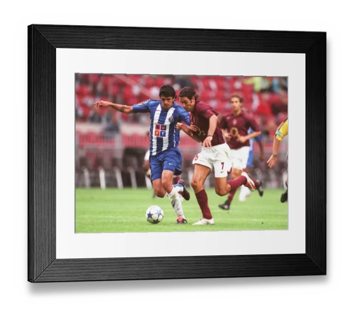 Framed Print : Robert Pires (Arsenal) Lucho Gonzalez (Porto). Arsenal 2: 1 Porto Framed Print : Robert Pires (Arsenal) Lucho Gonzalez (Porto). Arsenal 2: 1 Porto