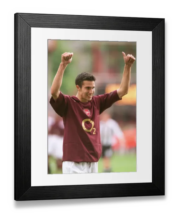 Framed Print : Robin van Persie (Arsenal) celebrates at the end of the match Framed Print : Robin van Persie (Arsenal) celebrates at the end of the match