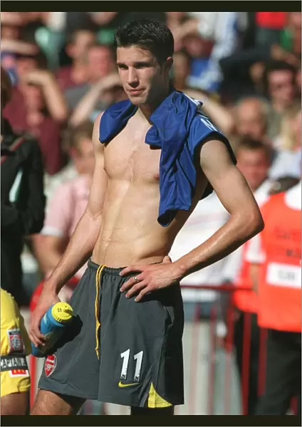 Robin van Persie (Arsenal) at the end of the match. Arsenal 1: 2 Chelsea