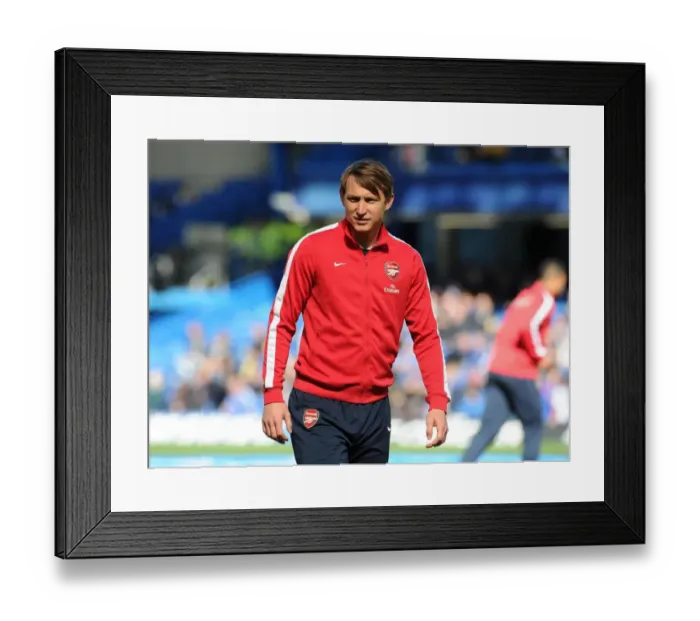 Framed Print : Kim Kallstrom Gears Up: Chelsea vs Arsenal, Premier League 2013-14