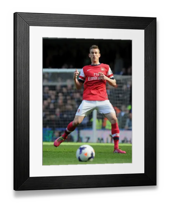 Framed Print : Laurent Koscielny in Action: Chelsea vs. Arsenal, Premier League 2013-14 Framed Print : Laurent Koscielny in Action: Chelsea vs. Arsenal, Premier League 2013-14