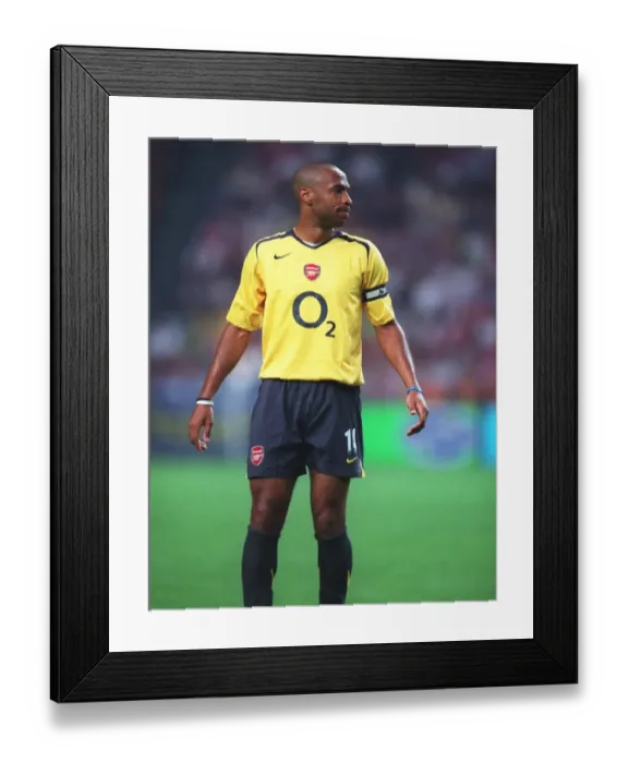 Framed Print : Thierry Henry's Goal Secures Arsenal's Victory: Ajax 0-1 Arsenal, Amsterdam Tournament, 2005
