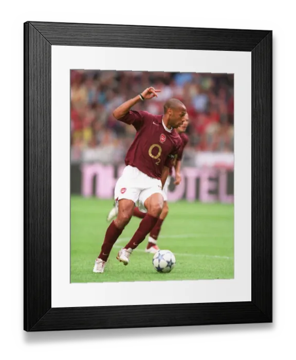 Framed Print : Thierry Henry Leads Arsenal to Glory: 2-1 Victory over Porto, Amsterdam Tournament 2005 Framed Print : Thierry Henry Leads Arsenal to Glory: 2-1 Victory over Porto, Amsterdam Tournament 2005