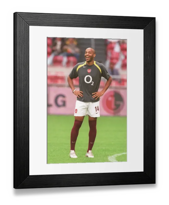 Framed Print : Thierry Henry's Game-Winning Goal: Arsenal vs. Porto, Amsterdam Tournament 2005