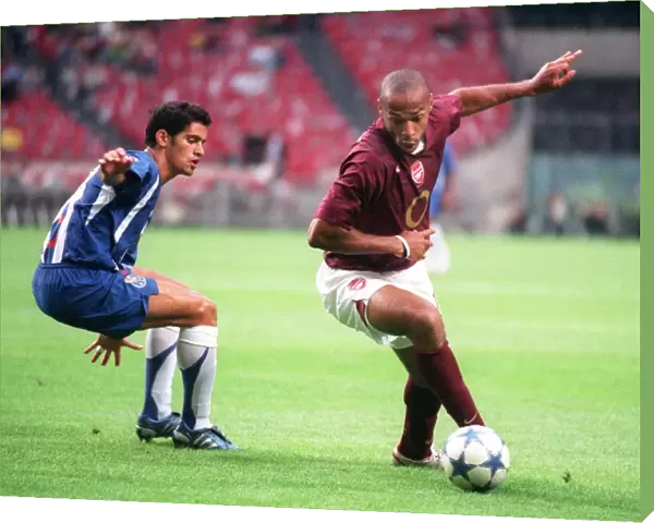 Thierry Henry vs. Ricardo Costa: Arsenal's Victory Over Porto at the Amsterdam Tournament, 2005