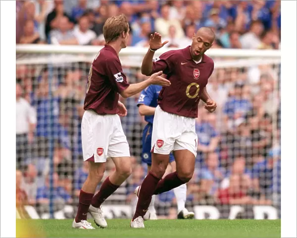 Thierry Henry and Alex Hleb (Arsenal). Chelsea 1: 0 Arsenal. FA Premier League