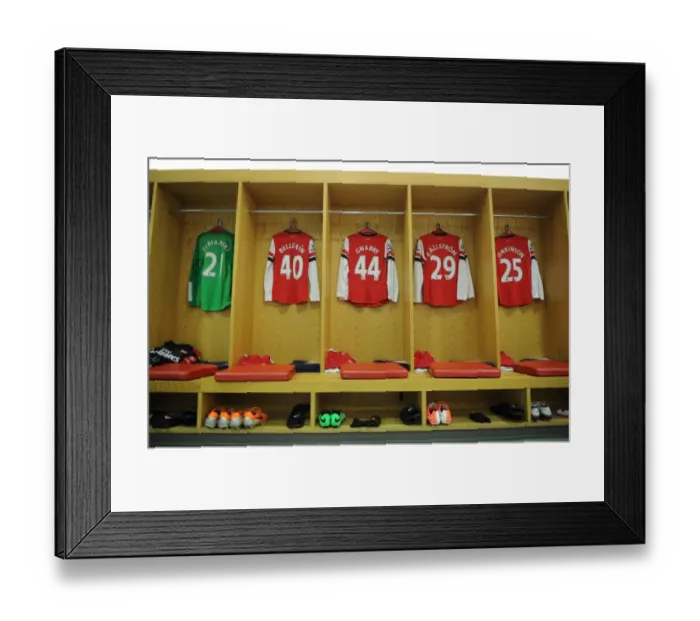 Framed Print : Arsenal v Swansea City - Premier League
