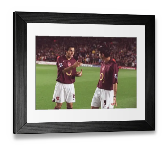 Framed Print : Arsenal v Everton