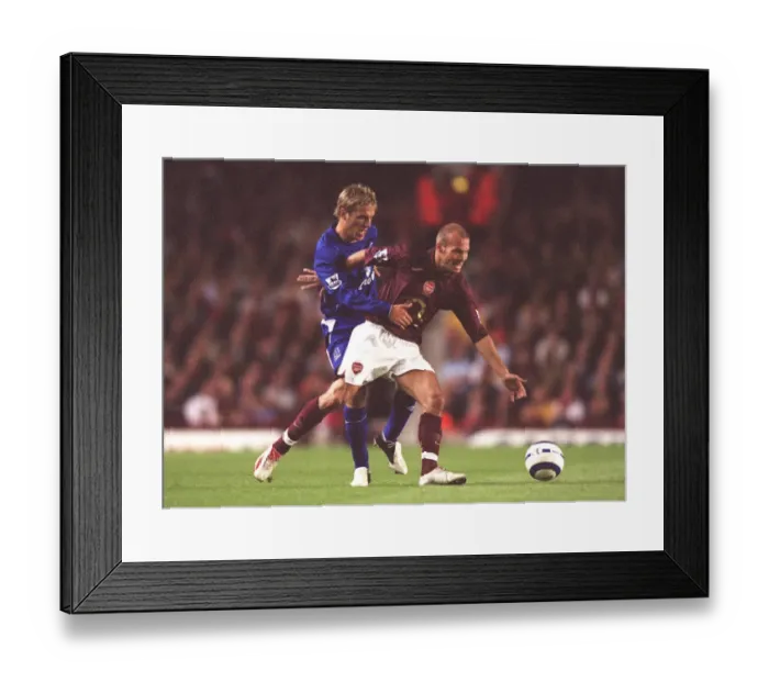 Framed Print : Arsenal v Everton Framed Print : Arsenal v Everton