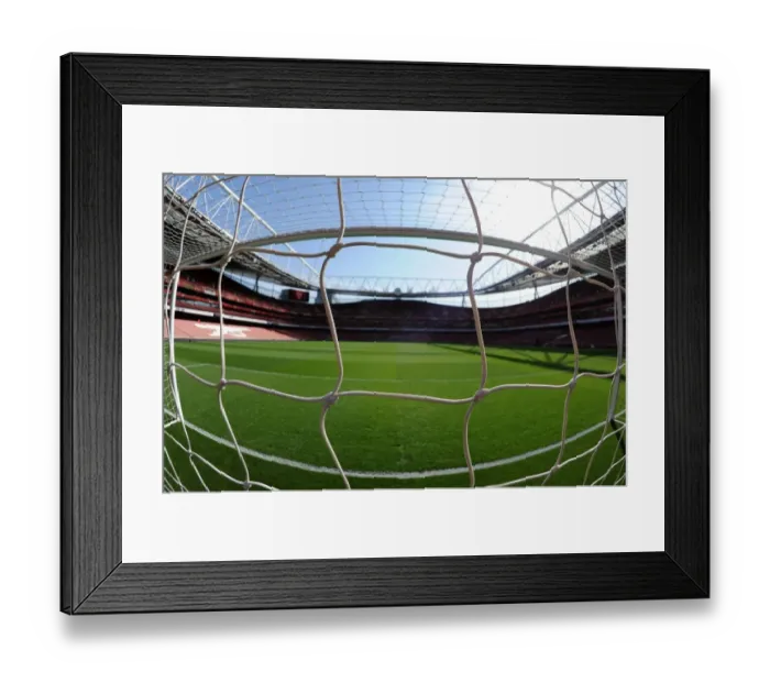 Framed Print : Arsenal vs Manchester City: Emirates Stadium Battle, Premier League 2013 / 14 Framed Print : Arsenal vs Manchester City: Emirates Stadium Battle, Premier League 2013 / 14