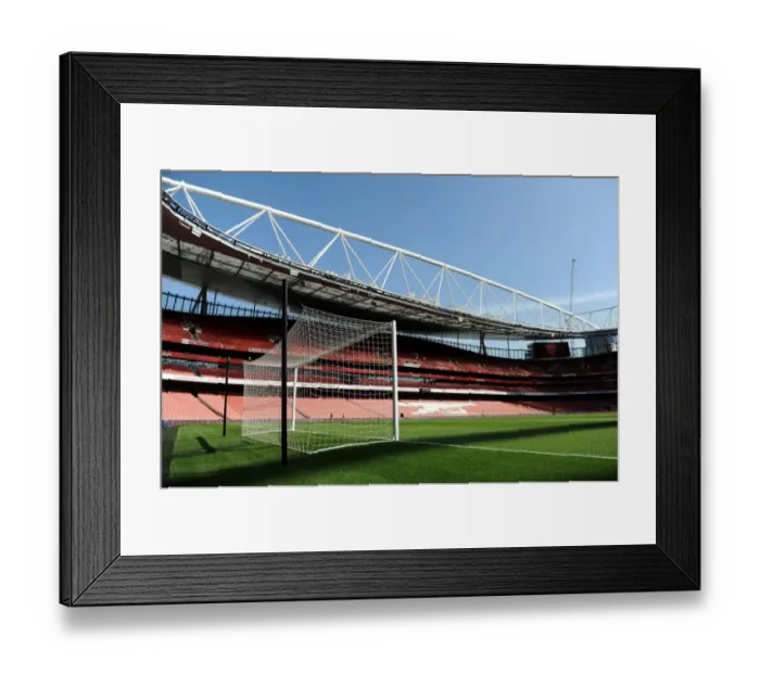 Framed Print : Arsenal vs Manchester City: Emirates Stadium Battle, Premier League 2013 / 14 Framed Print : Arsenal vs Manchester City: Emirates Stadium Battle, Premier League 2013 / 14