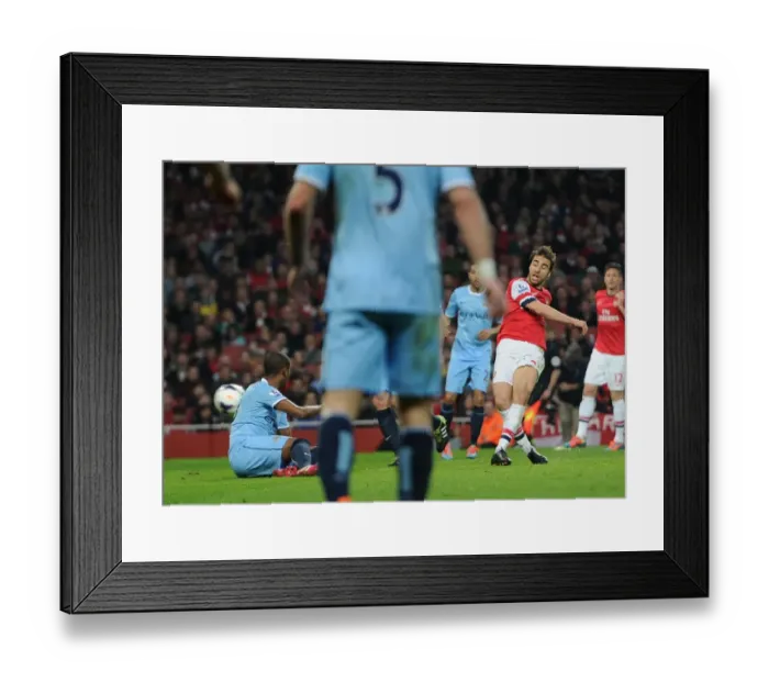 Framed Print : Flamini Stuns Manchester City: Arsenal's Thrilling Goal in Premier League Clash