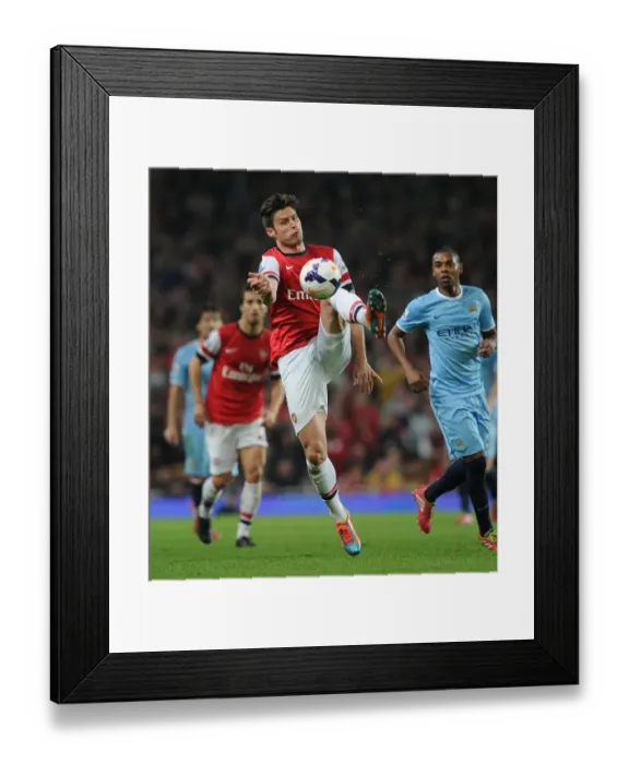 Framed Print : Arsenal vs Manchester City: Olivier Giroud in Action at the Emirates Stadium, Premier League 2013 / 14 Framed Print : Arsenal vs Manchester City: Olivier Giroud in Action at the Emirates Stadium, Premier League 2013 / 14