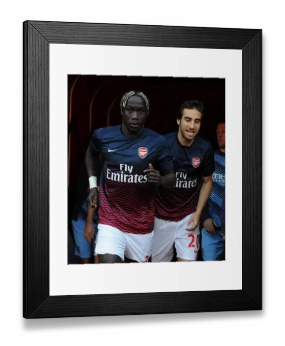 Framed Print : Arsenal Duo: Sagna and Flamini Before the Battle Against Manchester City Framed Print : Arsenal Duo: Sagna and Flamini Before the Battle Against Manchester City