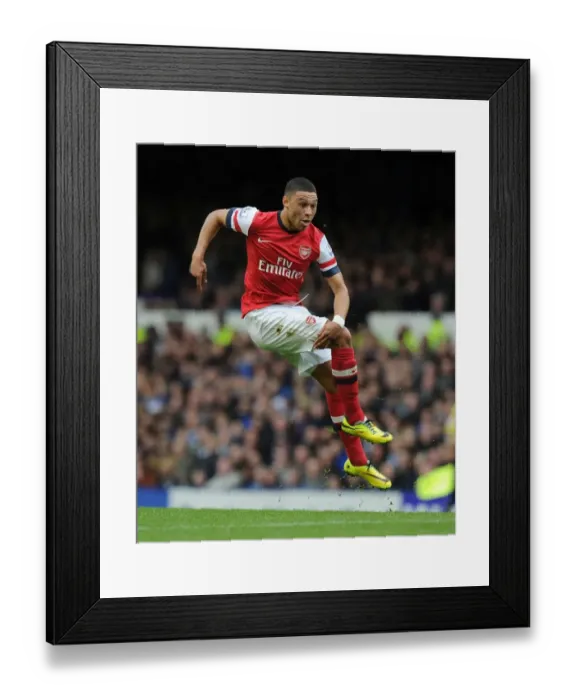 Framed Print : Alex Oxlade-Chamberlain in Action: Everton vs Arsenal, Premier League 2013 / 14