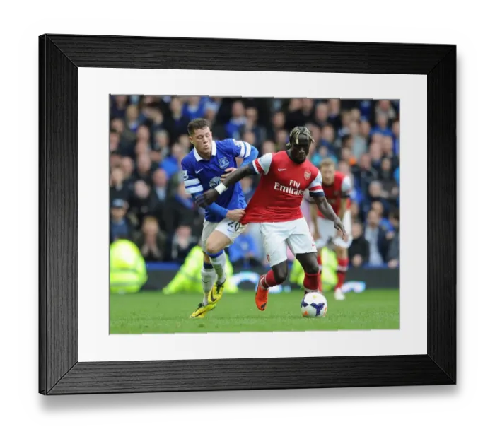 Framed Print : Battleground Goodison: Sagna vs. Barkley - Everton vs. Arsenal, Premier League 2013 / 14