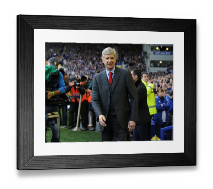 Framed Print : Arsene Wenger at Goodison Park: Everton vs Arsenal, Premier League 2013 / 14