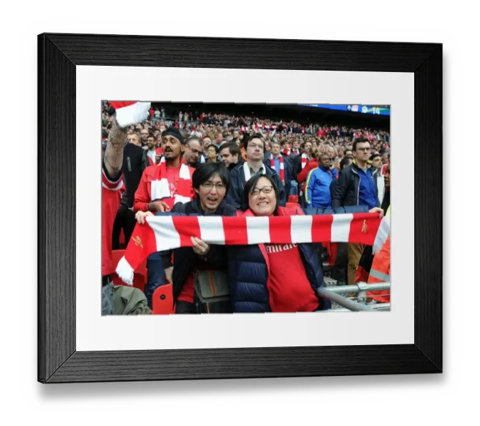 Framed Print : Mika Campbell, Arsenal fans before the match. Arsenal 1: 1 Wigan Athletic. 4: 2 after penalties