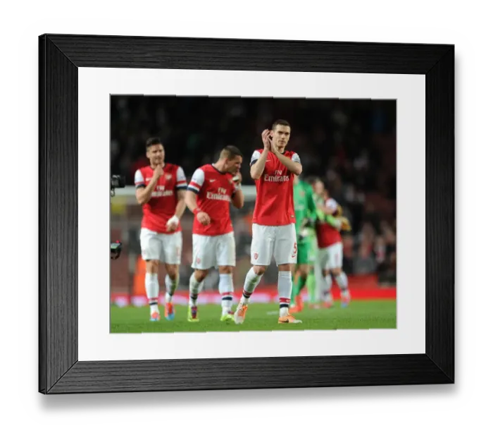 Framed Print : Thomas Vermaelen (Arsenal). Arsenal 3: 1 West Ham United. Barclays Premier League Framed Print : Thomas Vermaelen (Arsenal). Arsenal 3: 1 West Ham United. Barclays Premier League