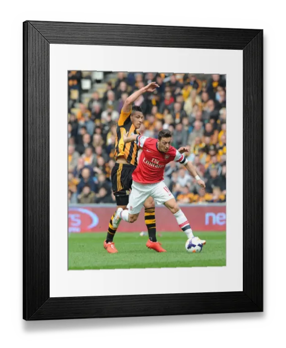 Framed Print : Mesut Ozil Outpaces Jake Livermore: Hull City vs. Arsenal, Premier League 2013 / 14