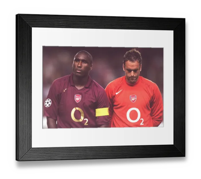 Framed Print : Arsenal FC vs FC Thun: 2005-06 Season Match Framed Print : Arsenal FC vs FC Thun: 2005-06 Season Match