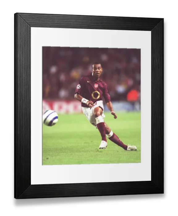 Framed Print : Arsenal FC vs FC Thun: 2005-06 Season Match Framed Print : Arsenal FC vs FC Thun: 2005-06 Season Match