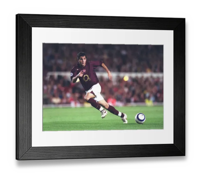 Framed Print : Arsenal FC vs FC Thun: 2005-06 Season Match Framed Print : Arsenal FC vs FC Thun: 2005-06 Season Match