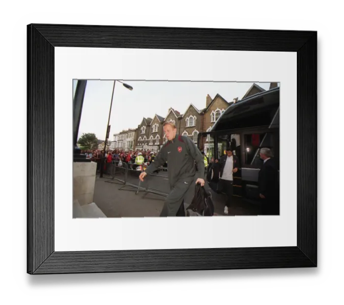 Framed Print : Arsenal FC vs FC Thun: 2005-06 Season Match