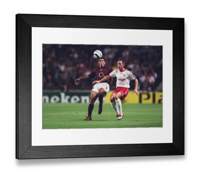 Framed Print : Arsenal FC vs FC Thun: 2005-06 Season Match