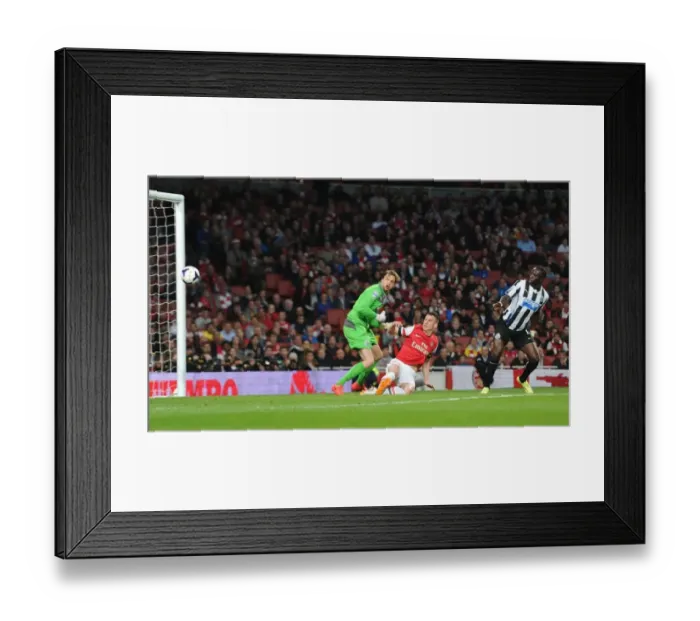 Framed Print : Koscielny Scores Dramatic Last-Minute Winner Against Newcastle: Arsenal 1-0 Framed Print : Koscielny Scores Dramatic Last-Minute Winner Against Newcastle: Arsenal 1-0