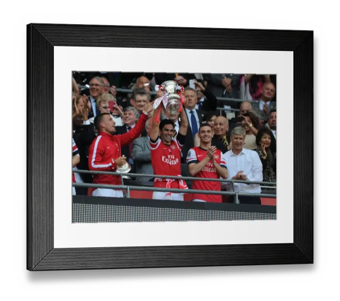 Framed Print : Arsenal's Mikel Arteta Lifts FA Cup After Arsenal v Hull City Final Victory