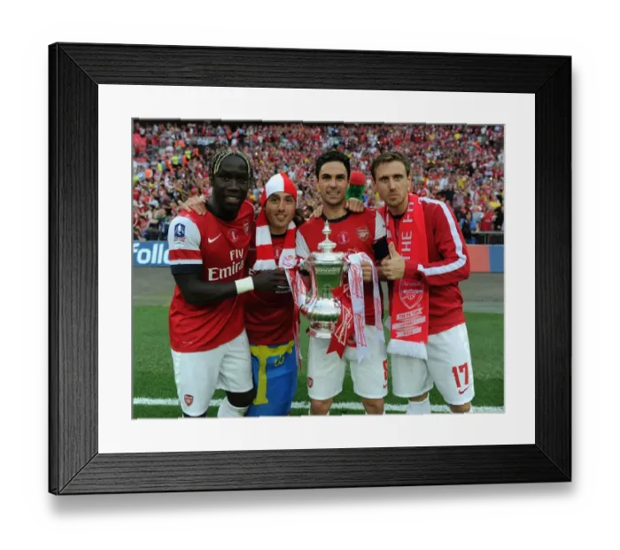 Framed Print : Arsenal Celebrate FA Cup Victory: Sagna, Cazorla, Arteta, Monreal Framed Print : Arsenal Celebrate FA Cup Victory: Sagna, Cazorla, Arteta, Monreal