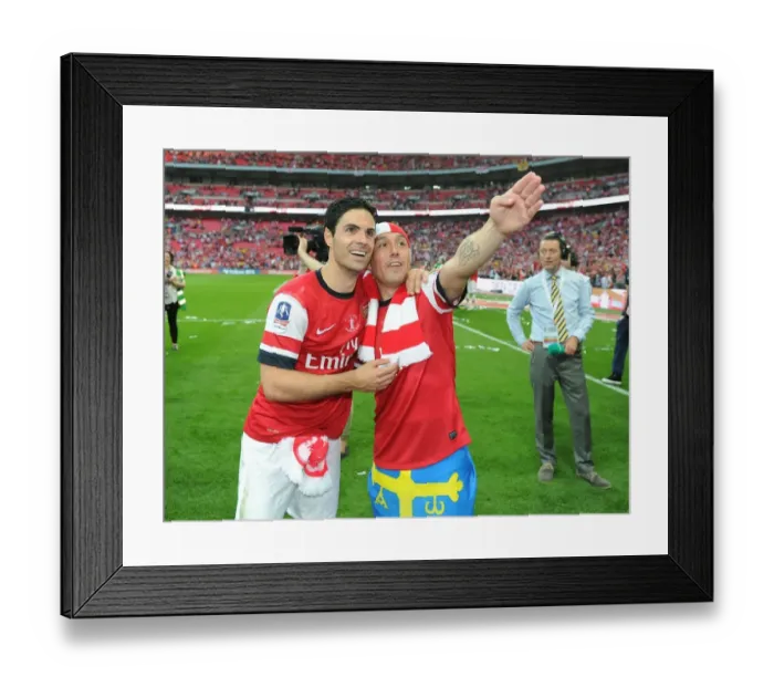 Framed Print : Arsenal's Arteta and Cazorla Celebrate FA Cup Victory