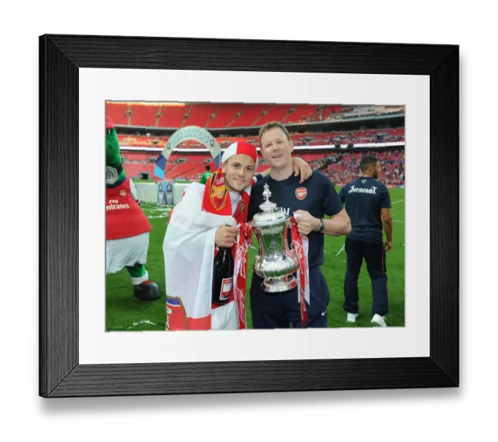 Framed Print : Arsenal's Jack Wilshere Celebrates FA Cup Victory over Hull City