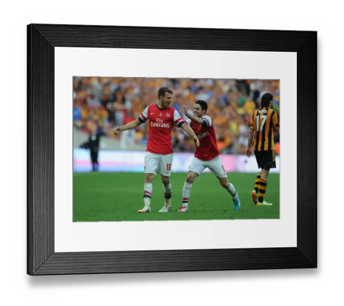 Framed Print : Arsenal's Triumph: FA Cup Victory Celebration (2014) - Arsenal vs. Hull City Framed Print : Arsenal's Triumph: FA Cup Victory Celebration (2014) - Arsenal vs. Hull City