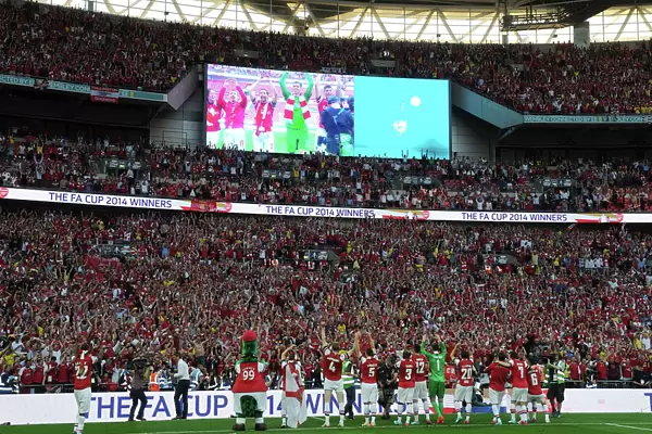 Arsenal's Triumph: FA Cup Victory Celebration vs Hull City, 2014