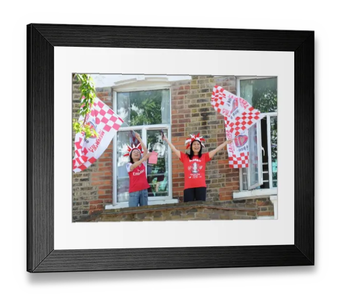 Framed Print : Arsenal Fans Celebrate Trophy Victory: Islington Parade, May 18, 2014