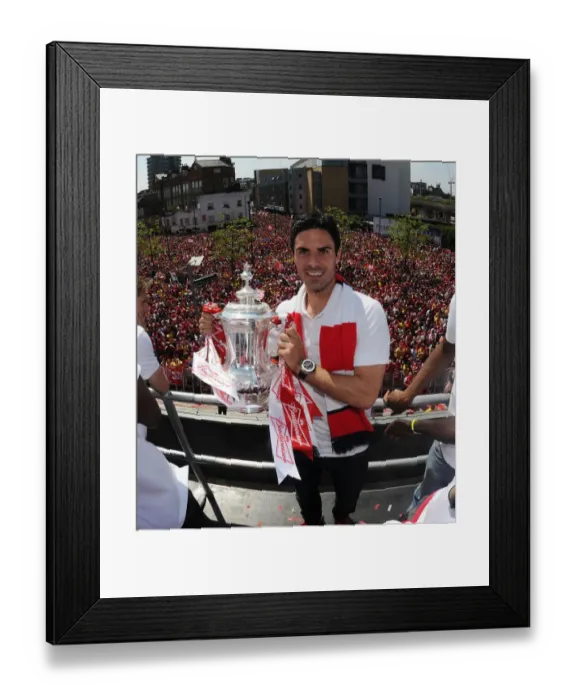 Framed Print : Arsenal FC: Celebrating FA Cup Victory - Mikel Arteta Leads the Parade, London 2014 Framed Print : Arsenal FC: Celebrating FA Cup Victory - Mikel Arteta Leads the Parade, London 2014