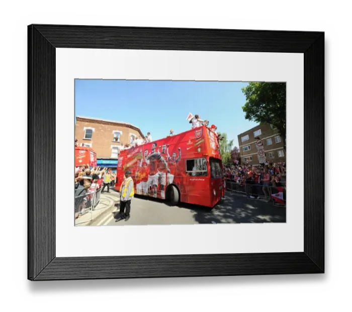 Framed Print : Arsenal FA Cup Victory Parade: Celebrating with the Trophy in London, 2014 Framed Print : Arsenal FA Cup Victory Parade: Celebrating with the Trophy in London, 2014