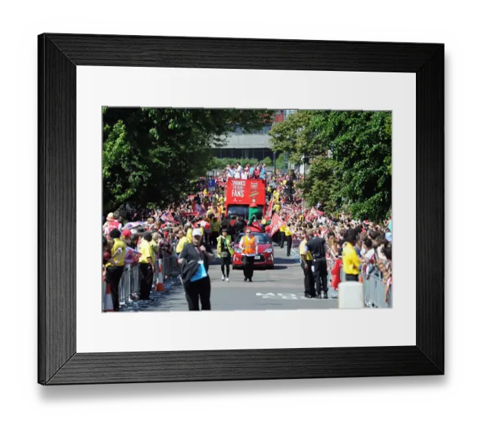 Framed Print : Arsenal's Triumph: The 2014 Trophy Parade in Islington