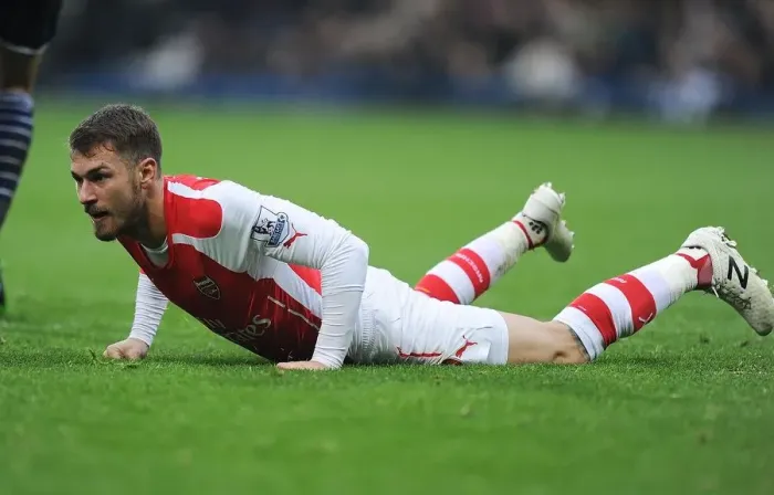 Framed Print : Aaron Ramsey in Action: Arsenal vs. West Bromwich Albion, Premier League 2014 / 15 Framed Print : Aaron Ramsey in Action: Arsenal vs. West Bromwich Albion, Premier League 2014 / 15