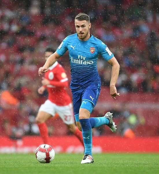 Aaron Ramsey in Action: Arsenal vs. SL Benfica, Emirates Cup 2017-18