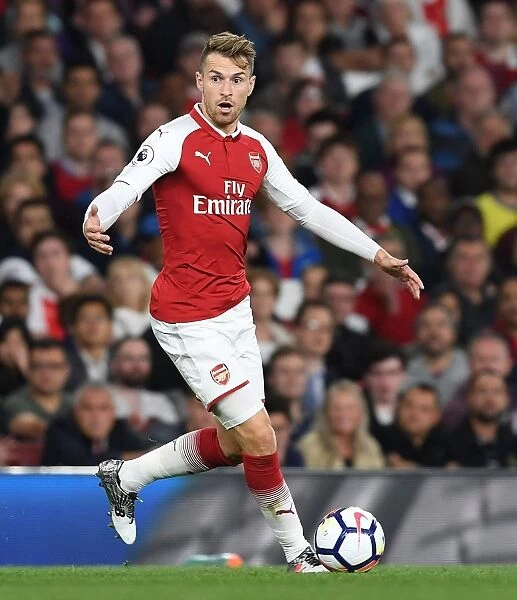 Aaron Ramsey in Action: Arsenal vs. Leicester City (2017-18)