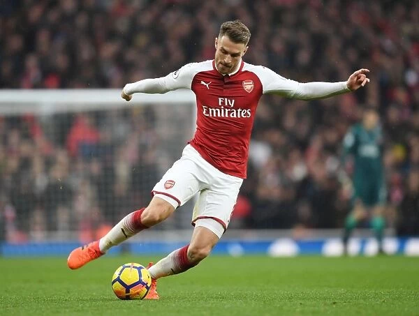 Aaron Ramsey in Action: Arsenal vs. Tottenham Hotspur, Premier League 2017-18
