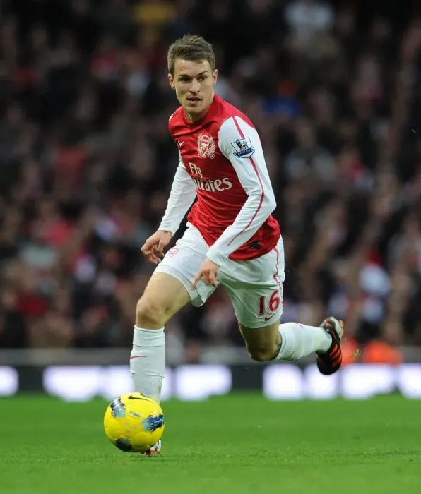 Framed Print : Aaron Ramsey in Action: Arsenal vs. Queens Park Rangers, Premier League (2011-12)