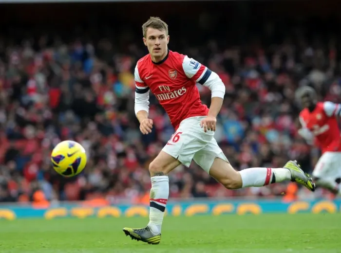 Framed Print : Aaron Ramsey in Action: Arsenal vs. Queens Park Rangers (2012-13) Framed Print : Aaron Ramsey in Action: Arsenal vs. Queens Park Rangers (2012-13)