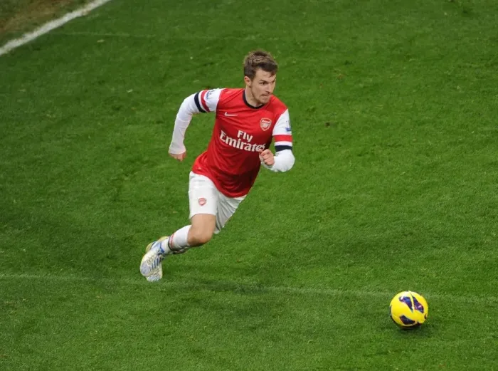 Framed Print : Aaron Ramsey in Action: Arsenal vs. West Ham United, Premier League 2012-13