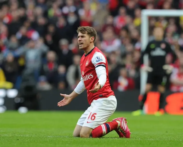 Framed Print : Aaron Ramsey in Action: Arsenal vs. Manchester City, Premier League 2013-14 Framed Print : Aaron Ramsey in Action: Arsenal vs. Manchester City, Premier League 2013-14