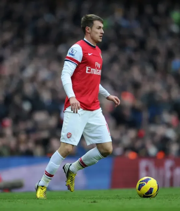 Framed Print : Aaron Ramsey in Action: Arsenal vs Aston Villa, Premier League 2012-13