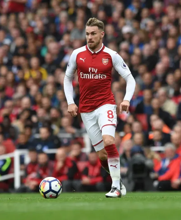 Framed Print : Aaron Ramsey in Action: Arsenal vs Brighton & Hove Albion, Premier League 2017-18